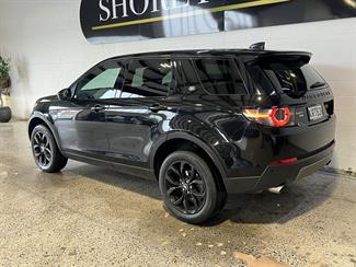 2017 Land Rover Discovery Sport - Thumbnail