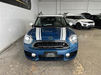 2017 Mini Countryman - Thumbnail