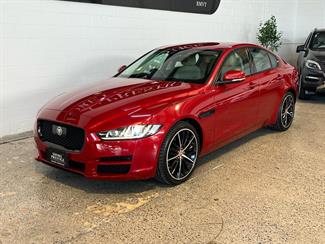 2015 Jaguar XE - Thumbnail