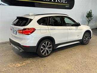 2017 BMW X1 - Thumbnail