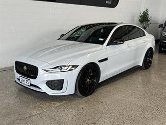 2020 Jaguar XE - Thumbnail