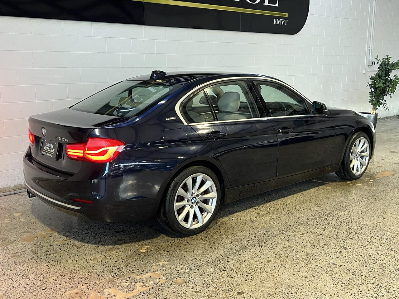 2016 BMW 330e