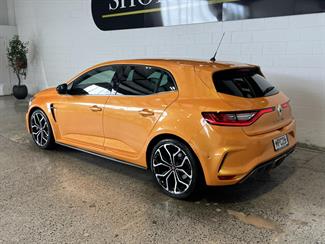 2019 Renault Megane - Thumbnail